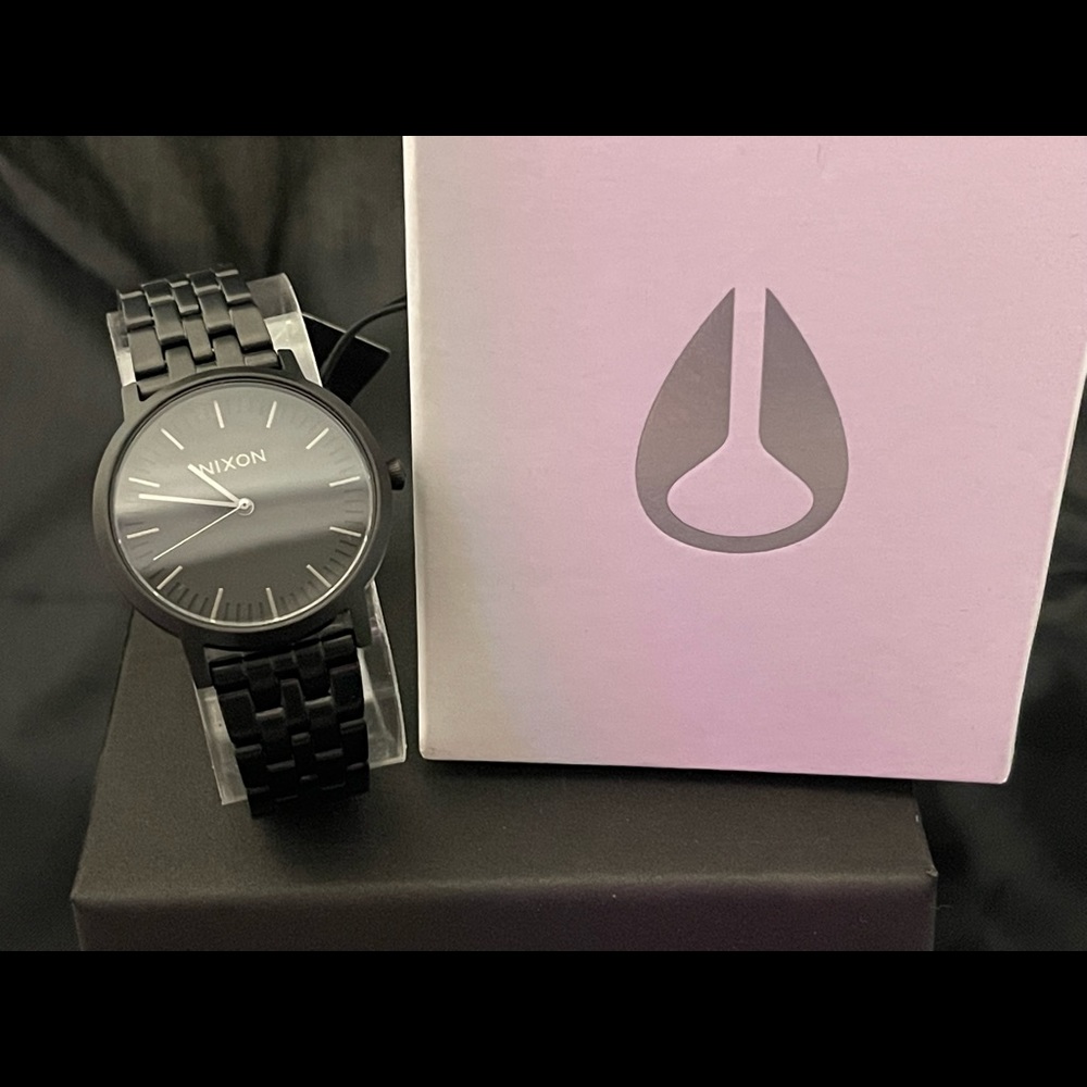 NIXON PORTER 35